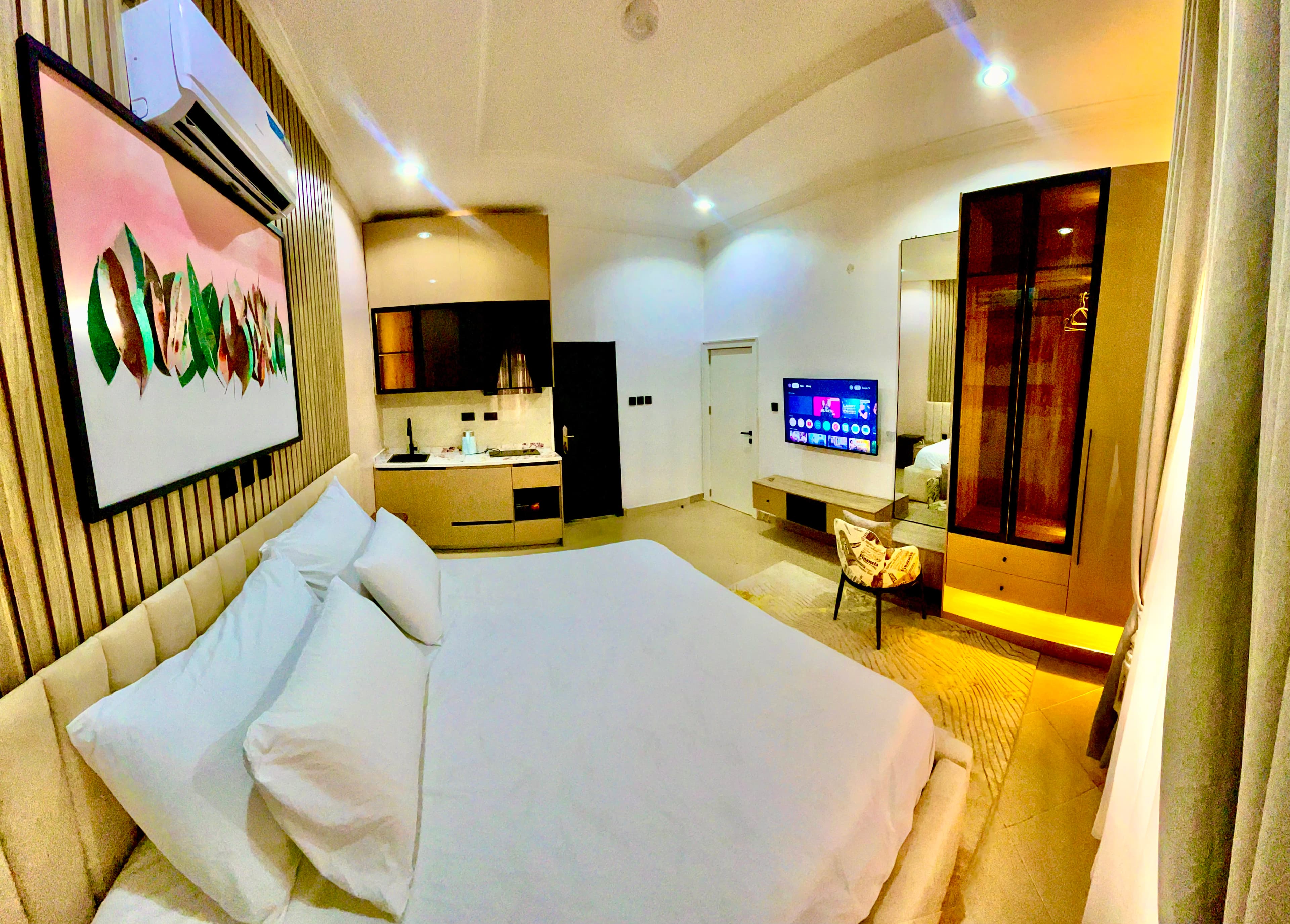 Two-Bedroom Luxury Suite