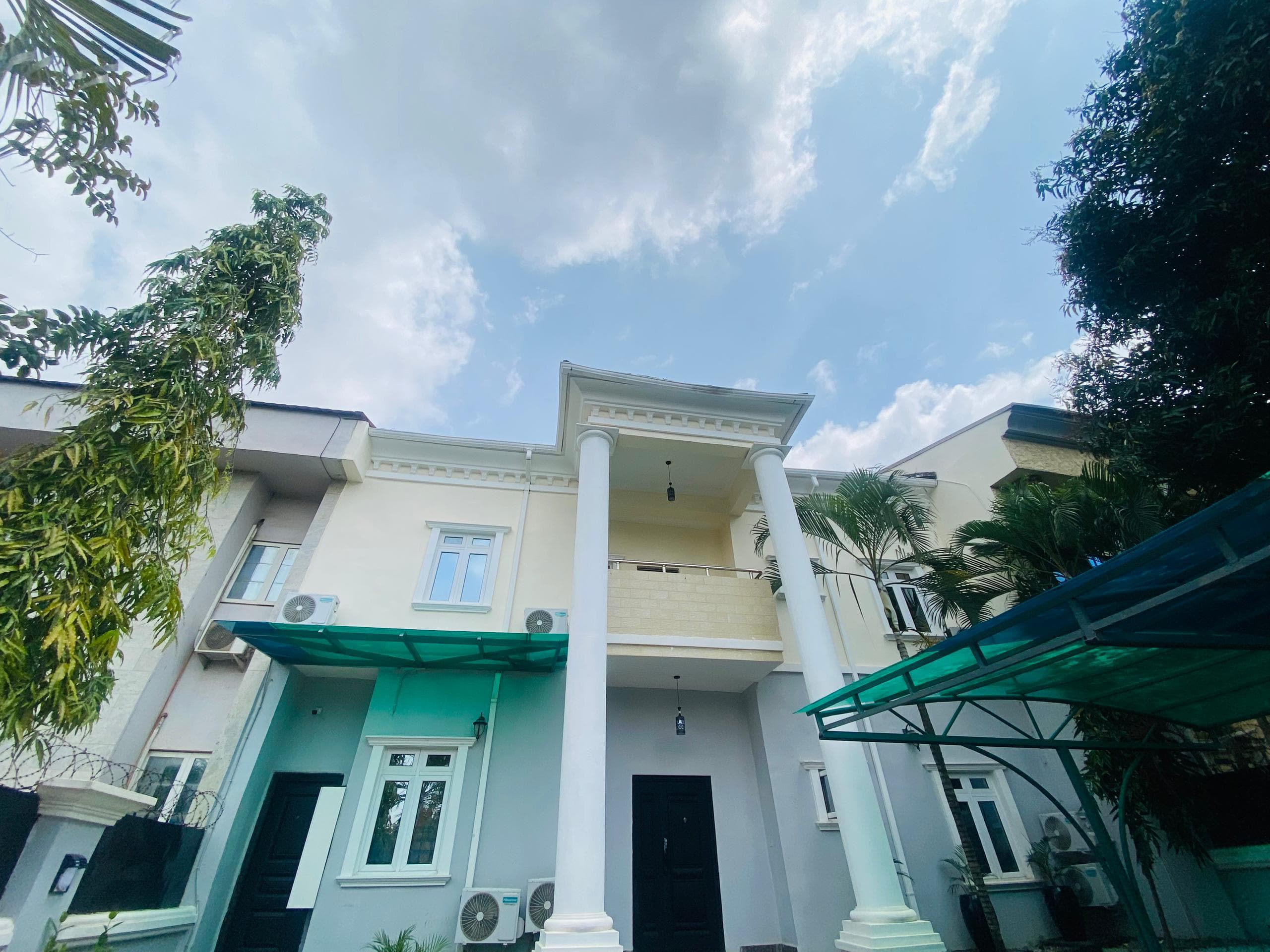 Modern Duplex Apartment